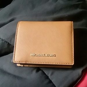 Micheal kors wallet